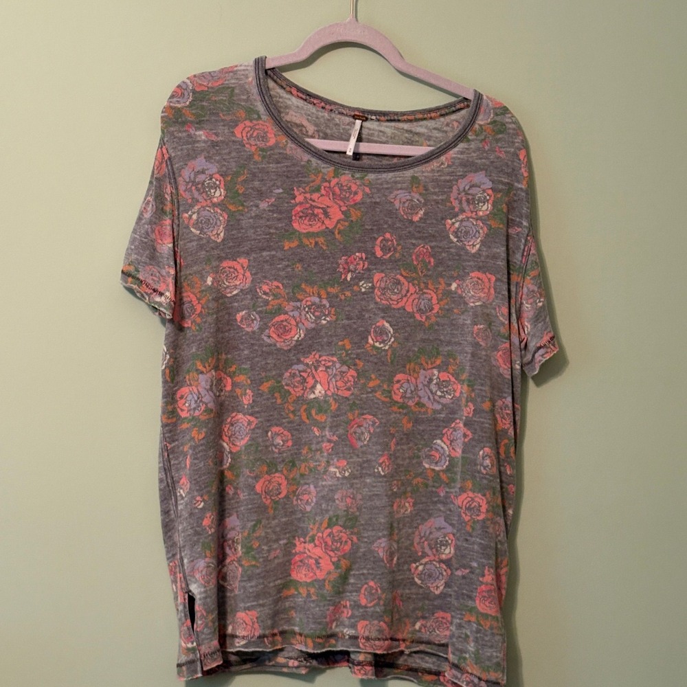 5-Free People floral T